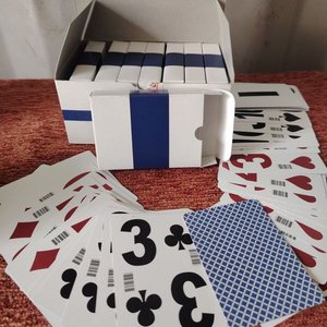 Caja con 8 Mazos de Cartas de Póker Especial Magia - imagen 5