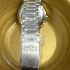 Reloj Orient 3 Estrellas Automático Acero Inoxidable Esfera Dorada - imagen 6