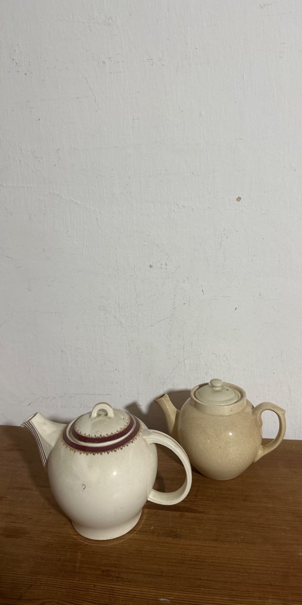 Lote de Dos Teteras de Cerámica Vintage