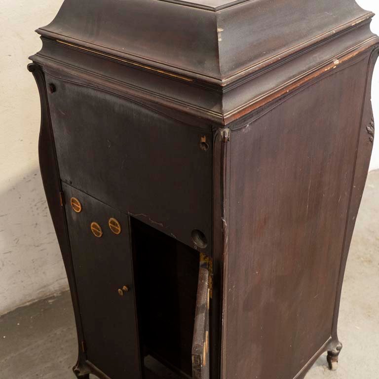 Item 2108806 - Image 2