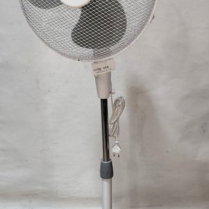 Ventilador de Pie Kassel Oscilante Blanco 3 Velocidades - imagen 2
