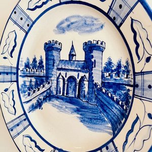 Par de Platos Decorativos con Castillos Medievales Pintados a Mano - imagen 6