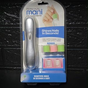 Lote siguiente: Torno Pulidor de Uñas Personal Mani con Accesorios