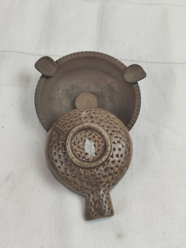Colección de objetos metálicos - imagen 2