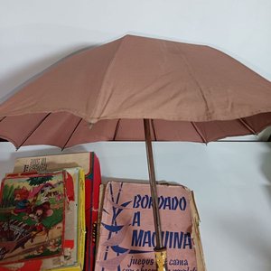 Juegos de Mesa Antiguos, Paraguas y Revistas de Bordado - imagen 6