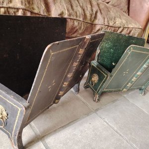 Lote de 2 Revisteros Estilo Libro con Bronce y Madera - imagen 4