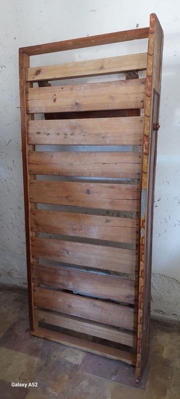 Muebles antiguos de cama y accesorios - imagen 4
