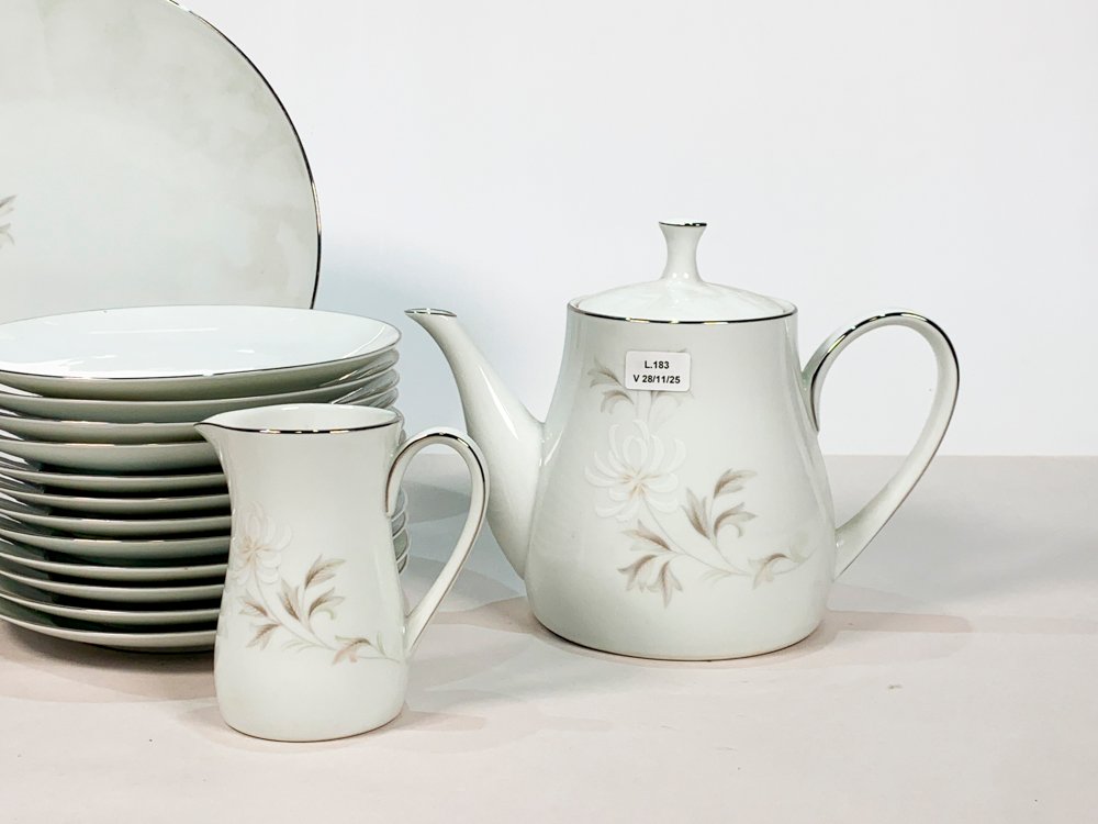 Juego de té y lunch en porcelana Noritake - imagen 2