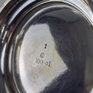 Juego de Piezas de Metal Plateado: Jarra, Canastos y Bandejas Antiguas - imagen 11