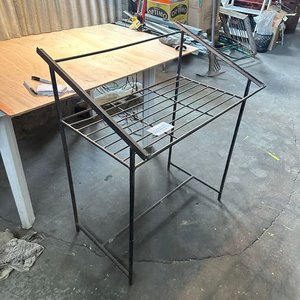 Lote siguiente: Mesa para dibujo en Hierro 1/2 whatman