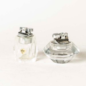 Lote anterior: Dos Encendedores Vintage de Cristal y Metal