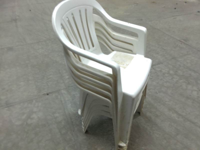 Sillas de PVC Blancas Apilables