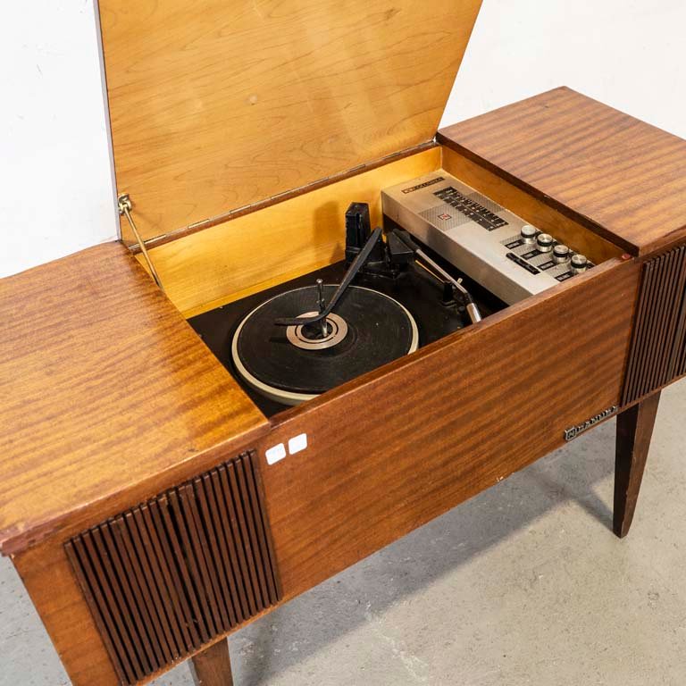 Mueble de madera combinado con pie Columbia y estilo americano - imagen 2