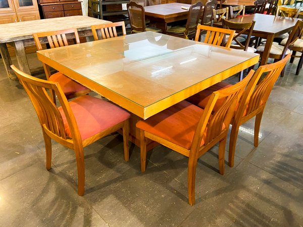 Mesa de Comedor Cuadrada con 4 Sillas