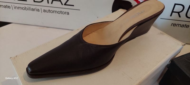 Zapatos de tacón alto de cuero - imagen 4