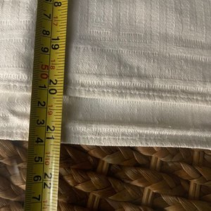 Elegantes Servilletas Blancas Damasco con Guarda Griega (6 Unidades) - imagen 5