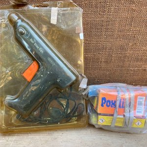 Lote anterior: PISTOLA DE PEGAR SILICONA POXILINA ETC