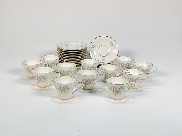 Doce Pocillos de Porcelana Edelstein Bavaria con Platillos - imagen 1