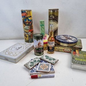 Lote anterior: Lote Decorativo de Latas Coleccionables con Diseños de Ciudades Europeas y Época
