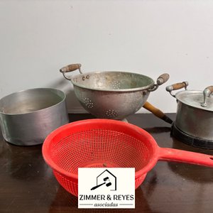 Lote de Utensilios de Cocina: Colador, Ollas y Escurridor - imagen 4