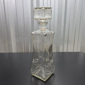 Decantador de Vidrio Transparente con Tapón Cuadrado - imagen 1