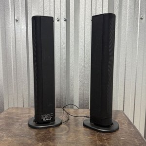 Par de Columnas de Sonido Negras con Conexiones USB, Óptica y AUX - imagen 2
