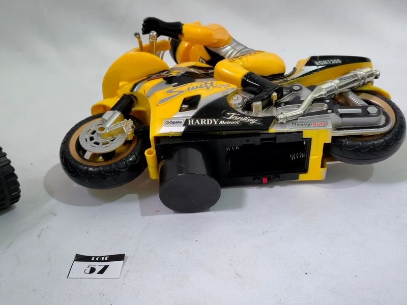 Item 844759 - Image 9