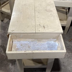 Mesas Auxiliares de Madera con Ruedas y Cajón - imagen 2