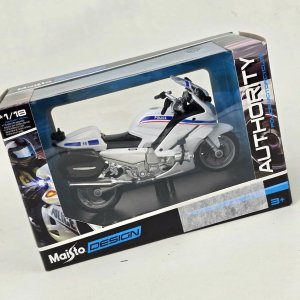 Réplica Yamaha FJR1300A Policía Escala 1:18 Maisto - imagen 5