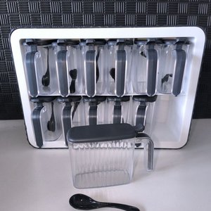 Set de 12 Espeieros con Soporte y 4 Moldes para Empanadas - imagen 2