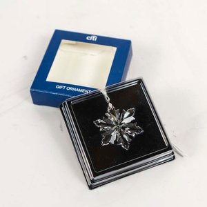 Lote siguiente: Estrella Navideña de Cristal Swarovski