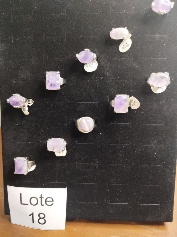 10 Anillos con Piedra Amatista y Montura Plateada - imagen 1