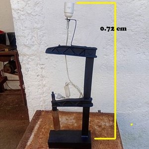 Lote anterior: Lámpara de Mesa con Prensa o Sargento, Instalación Nueva