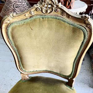 Par de Sillas Antiguas Estilo Luis XV Madera Tallada y Dorada Terciopelo Verde - imagen 4