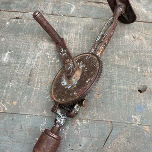 Lote anterior: Taladro de Pecho Antiguo Manual con Manivela y Engranajes