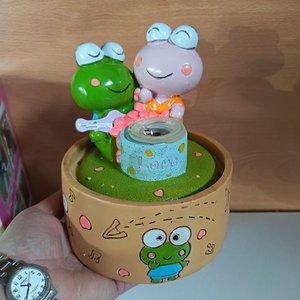 Caja Musical Infantil con Figuras de Ranas - imagen 2