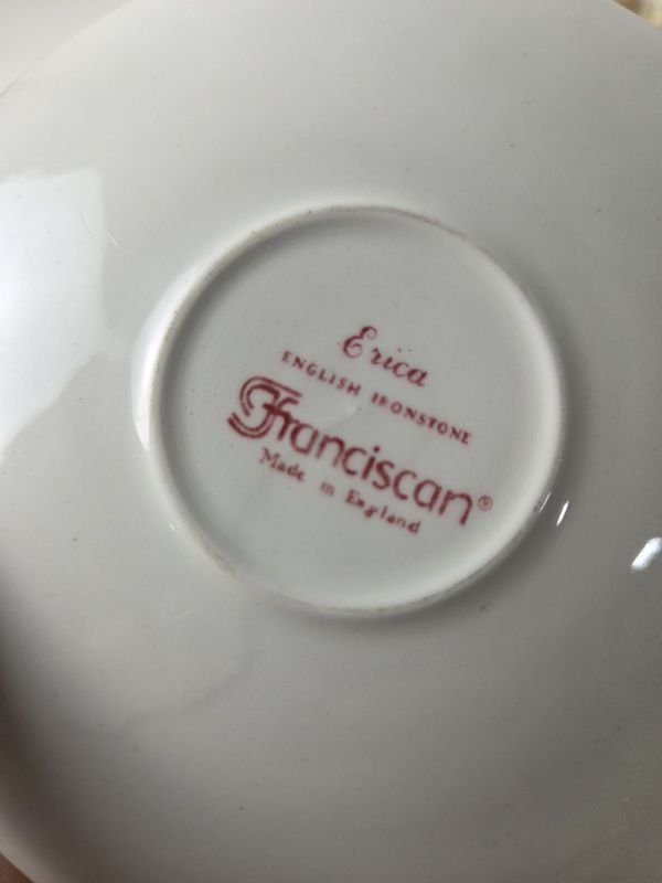 Piezas de porcelana inglesa con patrones florales - imagen 6