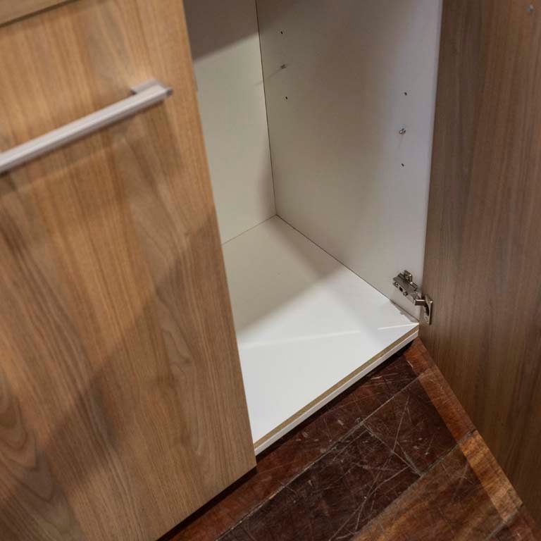 Item 2104419 - Image 1