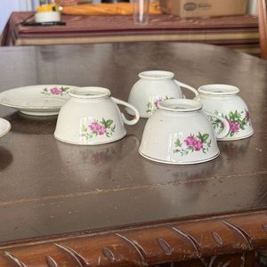 Juego de Tazas y Platos de Porcelana China con Diseño Floral - imagen 5