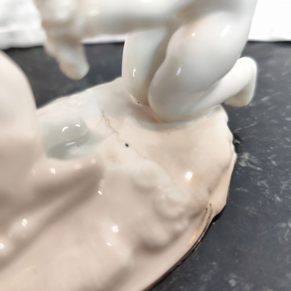 Figurita de porcelana alemana firmada TUTTER con ciervo - imagen 3