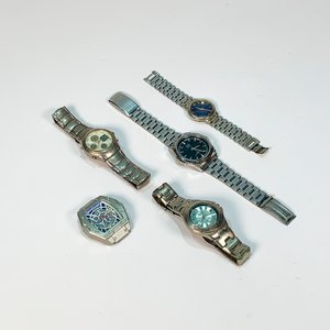 Lote anterior: Lote de 5 Relojes de Pulsera para Dama y Caballero con Detalles