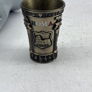 Shot de Metal "Roma, Italia" con Coliseo y Fontana di Trevi - imagen 4