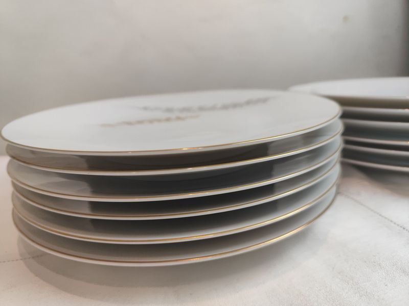 Platos de porcelana HUTSCHENREUTHER para cena - imagen 3