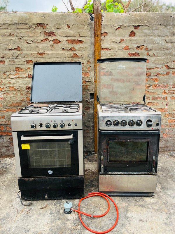 Lote de 2 Cocinas: ROLET y JAMES con Válvula - imagen 1