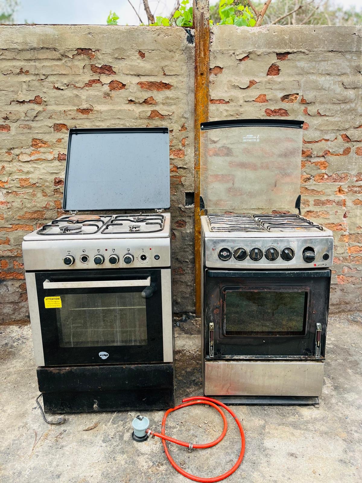 Lote de 2 Cocinas: ROLET y JAMES con Válvula