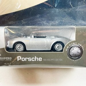 Dos Autos a Escala 1/60: DS 23 1973 y Porsche - imagen 2
