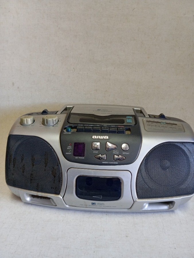 Radio Grabador AIWA - funcionando - imagen 4