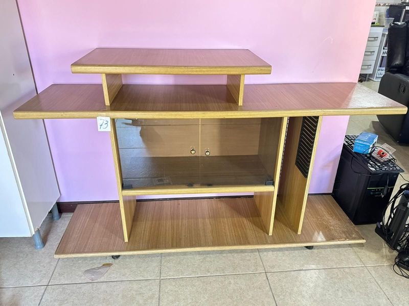 Rack de Muebles en MDF con Puertas y Reparticiones - imagen 2