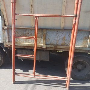 Lote siguiente: Andamio Metálico Completo con Crucetas