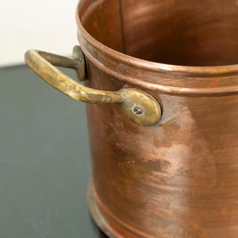 Item 2104031 - Image 1